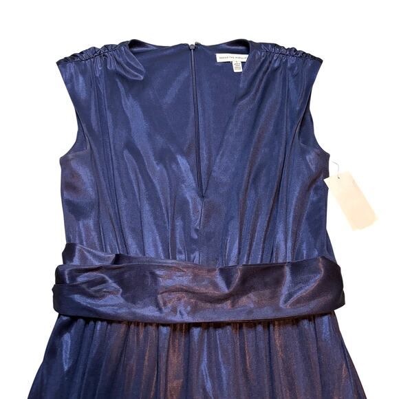 Dress the Population Krista Navy Satin Plunge Maxi Gown Side Slit Small - Picture 5 of 7